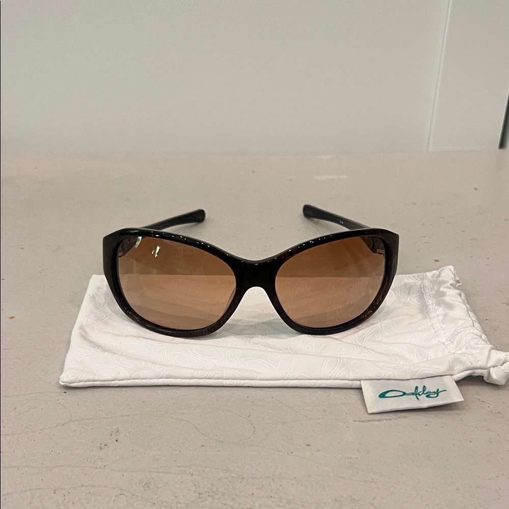 Oakley Abandon Dark Brown Sunglasses